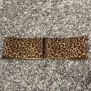 💥MAKE OFFER💥 Leopard Stretch Accent Belt